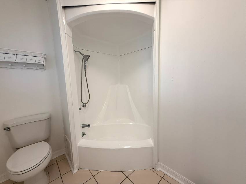 24 Date Ave a Bradenton, FL Mobile or Manufactured Home for Sale